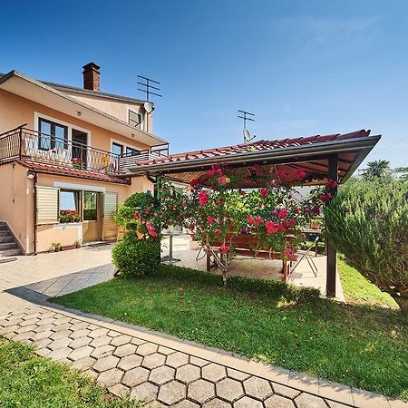 Apartment Erika Umag Exteriér fotografie