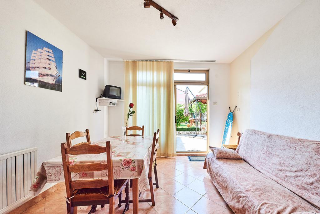 Apartment Erika Umag Exteriér fotografie